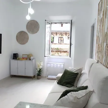 Lux Life Apartament La Spezia